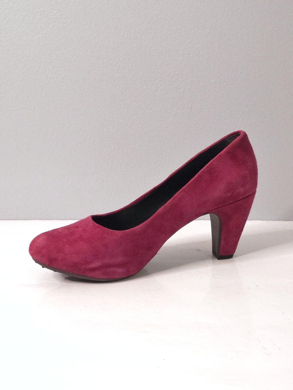 Easy Spirit Raspberry Parnellat Suede Platform Pumps